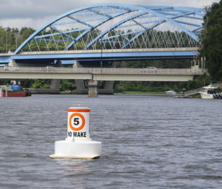 Property and River Users Protected with the Help of Fast Water Aids to Navigation